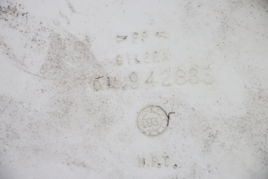 photo de PARAFANGO LATERALE ANTERIORE DESTRO GILERA RK 50 (1996 - 1999)