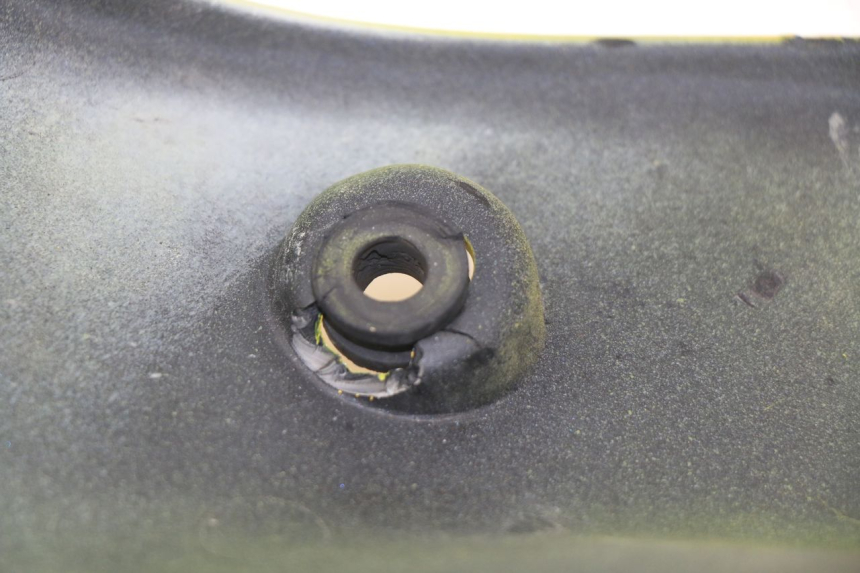 photo de Fiancata laterale anteriore destra SUZUKI GSXF GSX F 600 (1988 - 1997)