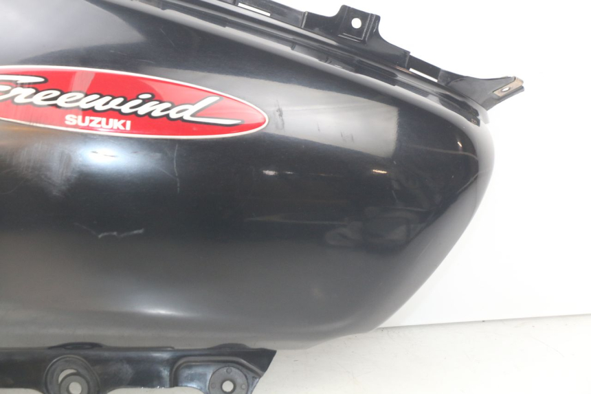 photo de PARAFANGO LATERALE ANTERIORE DESTRO SUZUKI XF FREEWIND 650 (1997 - 2003)