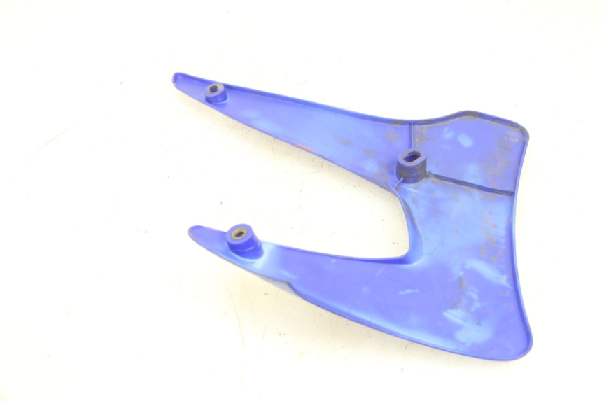 photo de PARAFANGO LATERALE ANTERIORE DESTRO YAMAHA TTR 125 (2000 - 2020) - Zoom sullo stato d'uso