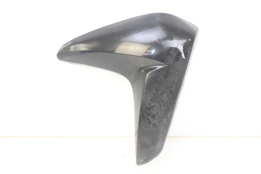 photo de PARAFANGO LATERALE ANTERIORE DESTRO SYM WOLF SB 125 (2011 - 2018)