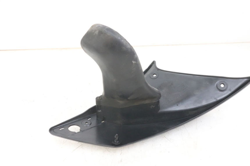 photo de PARAFANGO LATERALE ANTERIORE DESTRO YAMAHA FJ 3CX 1200 (1986 - 1996)