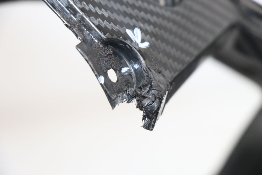 photo de Pannello laterale anteriore destro YAMAHA YZF R1M R1 M 1000 (2015 - 2020)