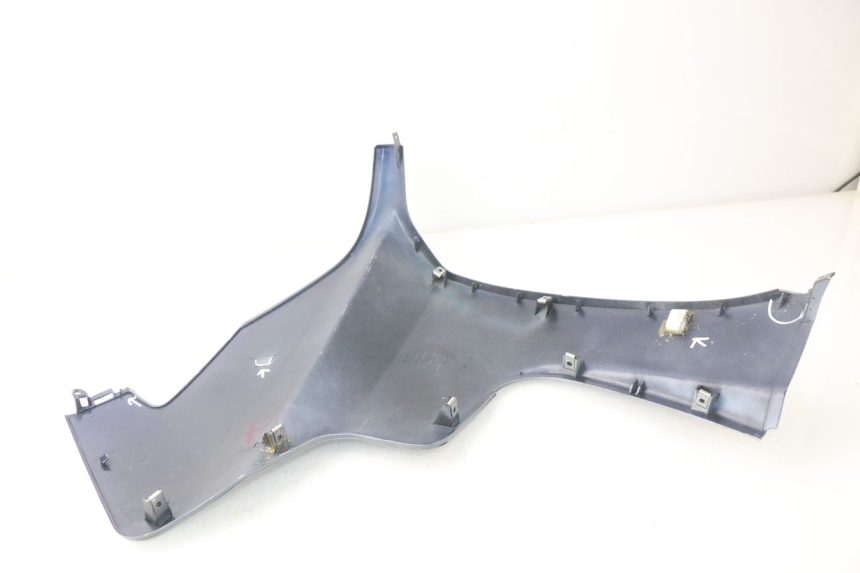 photo de PARAFANGO LATERALE ANTERIORE SINISTRO APRILIA ATLANTIC 125 (2003 - 2009)