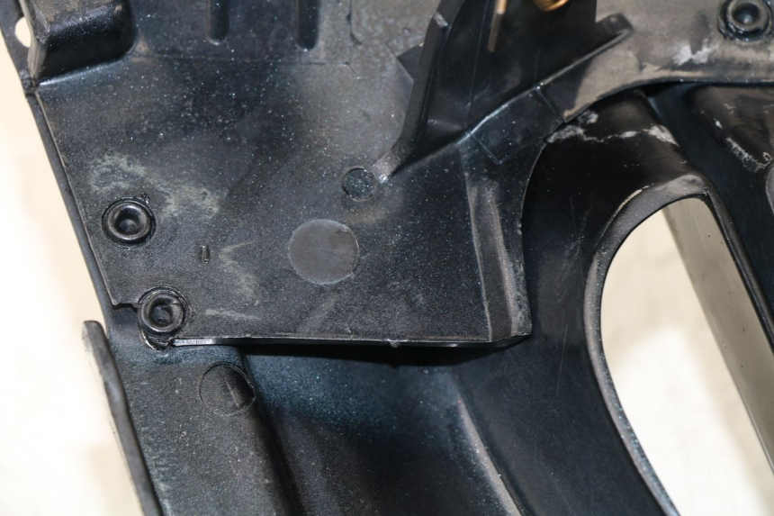 photo de Pannello laterale anteriore sinistro BMW K LT ABS 1100 (1990 - 1996)