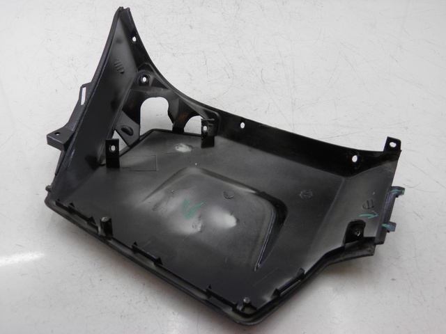 photo de PANNELLO LATERALE ANTERIORE SINISTRO EUROCKA MATADOR 4T 50 (2010 - 2016)