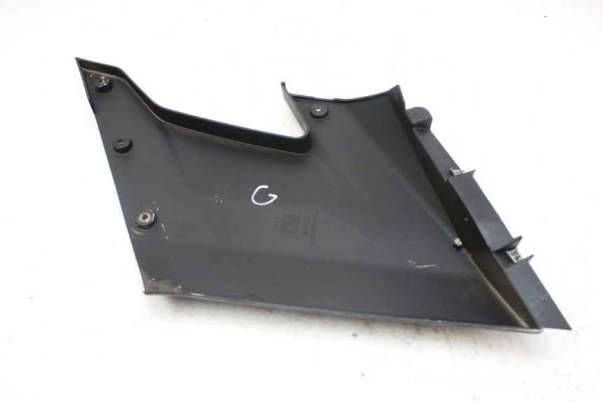 photo de PARAFANGO LATERALE ANTERIORE SINISTRO DERBI GPR 50 (2004 - 2009)