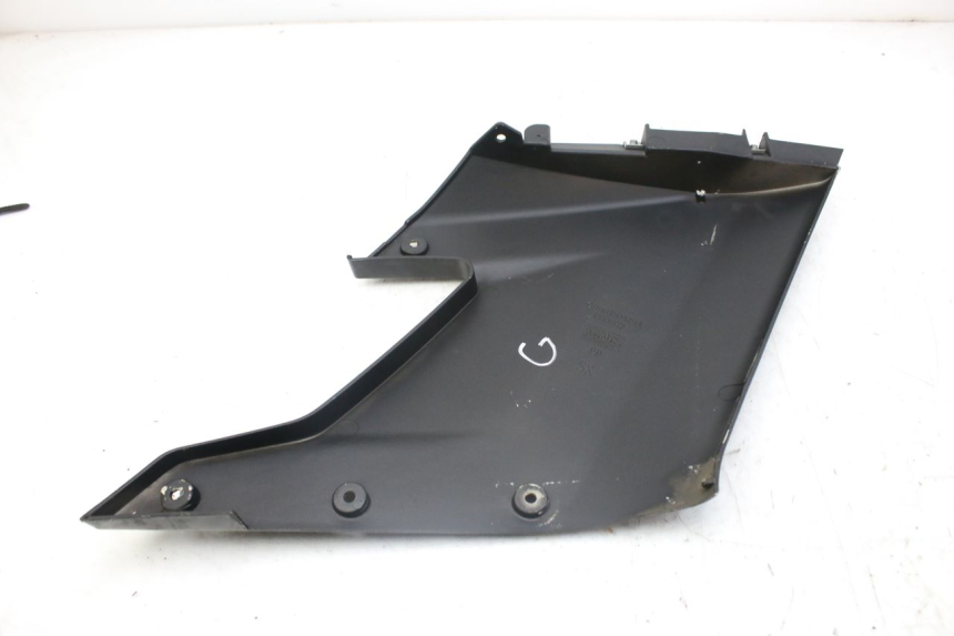 photo de PARAFANGO LATERALE ANTERIORE SINISTRO DERBI GPR 50 (2004 - 2009)