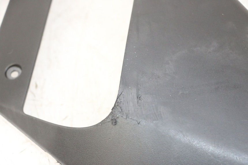 photo de Pannello laterale anteriore sinistro GILERA NEXUS 125 (2009 - 2013)