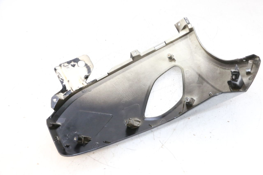 photo de CARENA JM MOTORS SANTANA 50 (2014 - 2023) - Stato della superficie e materiale