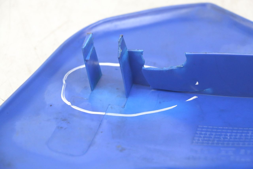 photo de PARAFANGO LATERALE ANTERIORE SINISTRO SUZUKI SMX SUPERMOTARD 50 (1996 - 2001)