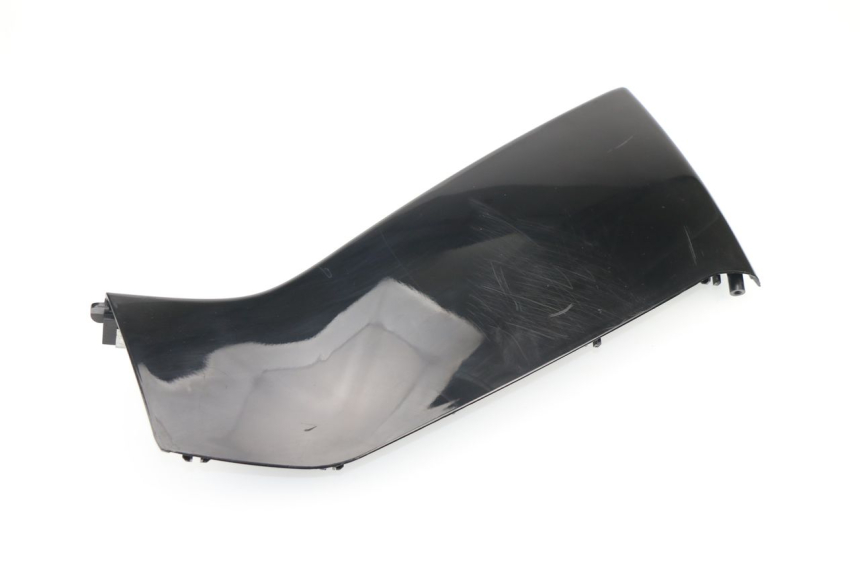 photo de PANNELLO LATERALE ANTERIORE SINISTRO APRILIA SPORT CITY 2T 50 (2008 - 2012)