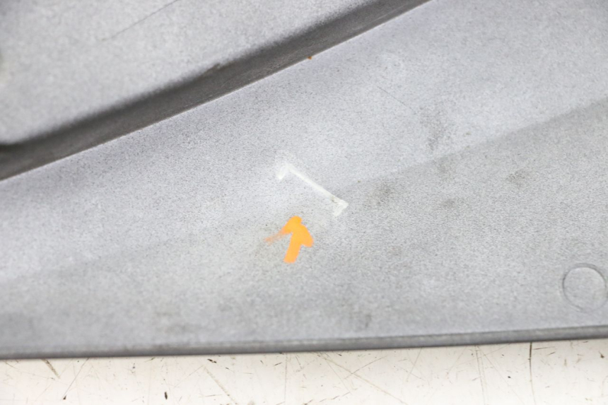 photo de PARAFANGO LATERALE ANTERIORE SINISTRO SYM JET 14 4T 50 (2018 - 2022)