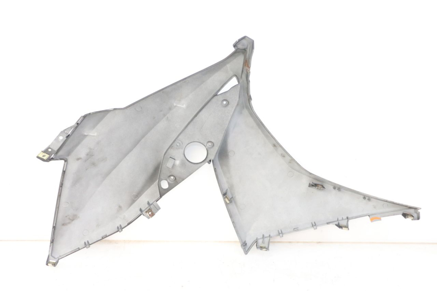 photo de PARAFANGO LATERALE ANTERIORE SINISTRO SYM JET 14 4T 50 (2018 - 2022)