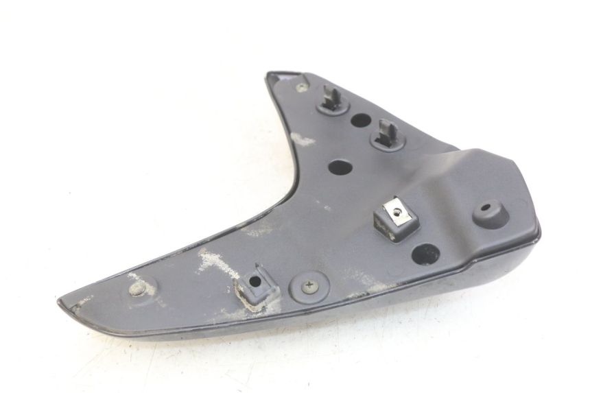 photo de PARAFANGO LATERALE ANTERIORE SINISTRO SYM WOLF SB 125 (2011 - 2018)