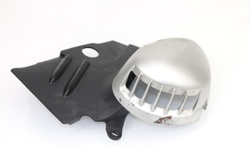 photo de PANNELLO LATERALE ANTERIORE SINISTRO YAMAHA YBR CUSTOM 125 (2008 - 2010)