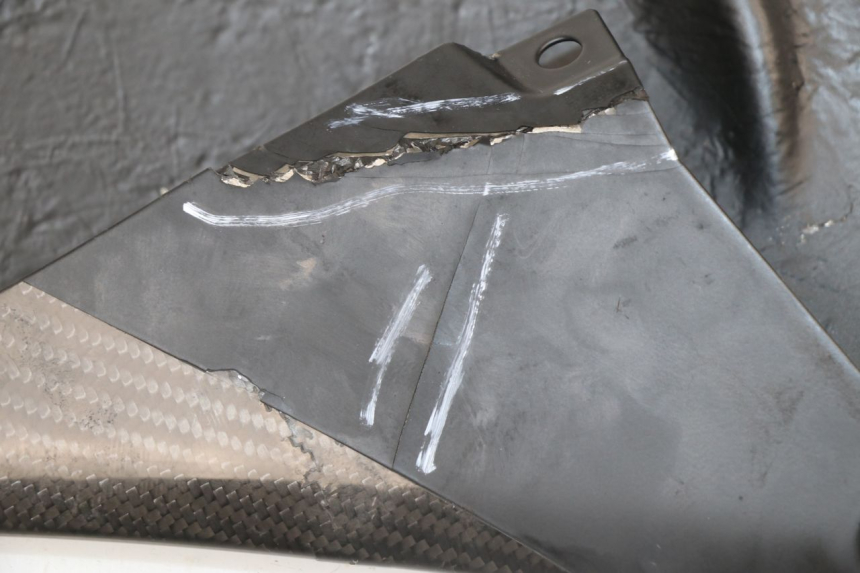 photo de Pannello laterale anteriore sinistro YAMAHA YZF R1M R1 M 1000 (2015 - 2020)