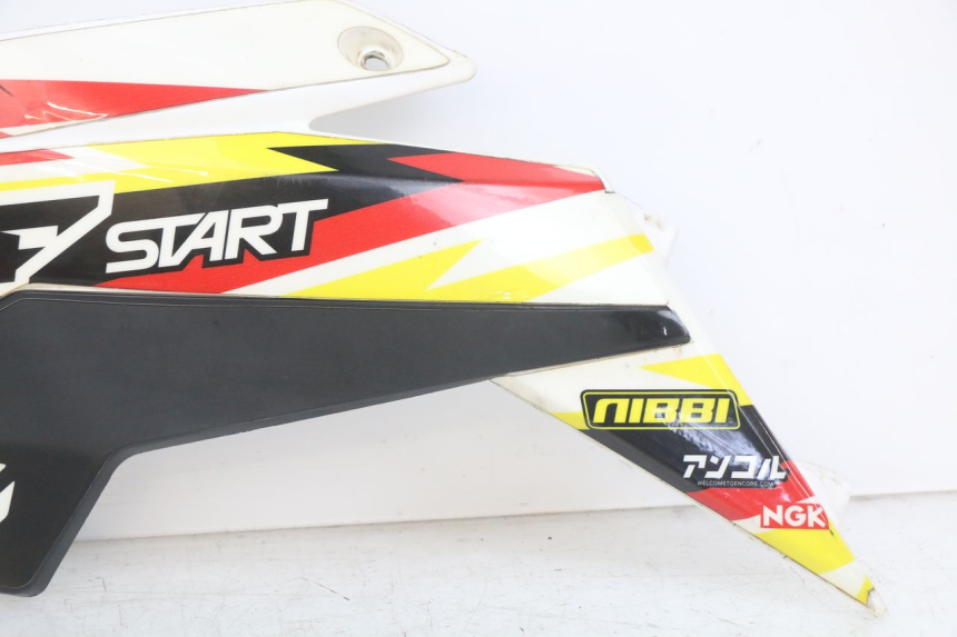 photo de PARAFANGO LATERALE ANTERIORE SINISTRO YCF R-START 125