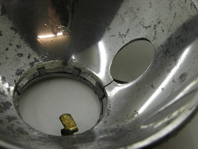 photo de COPERCHIO FARO ANTERIORE  PIAGGIO VESPA PX 125 (1997 - 2007)