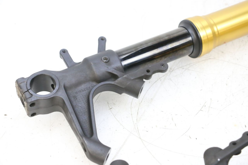 photo de FORCELLA SUZUKI GSXR GSX-R 1000 (2003 - 2004) - Panoramica del profilo