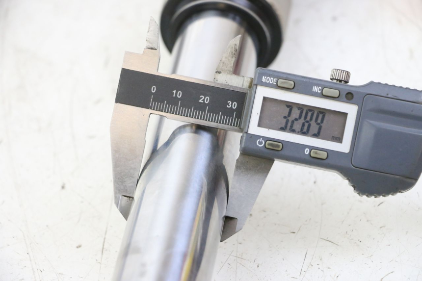 photo de STELO FORCELLA PEUGEOT ELYSTAR 50 (2002 - 2014)