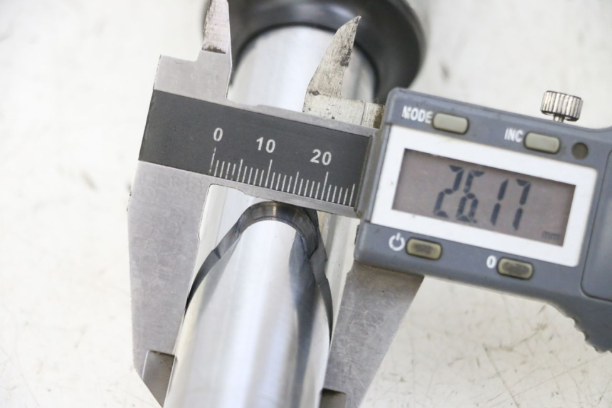 photo de STELO FORCELLA MBK FLIPPER 115 (2013 - 2017) - Zoom sullo stato d'uso