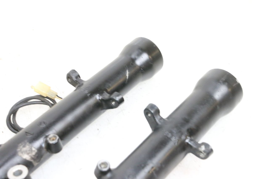 photo de STELO FORCELLA KAWASAKI GPX R WARBIRD 600 (1988 - 1993) - Stato della superficie e materiale