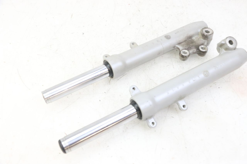 photo de STELO FORCELLA YAMAHA JOG R 50 (2004 - 2014)