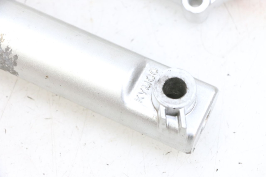 photo de STELO FORCELLA KYMCO LIKE 125 (2009 - 2016) - Caratteristiche distintive