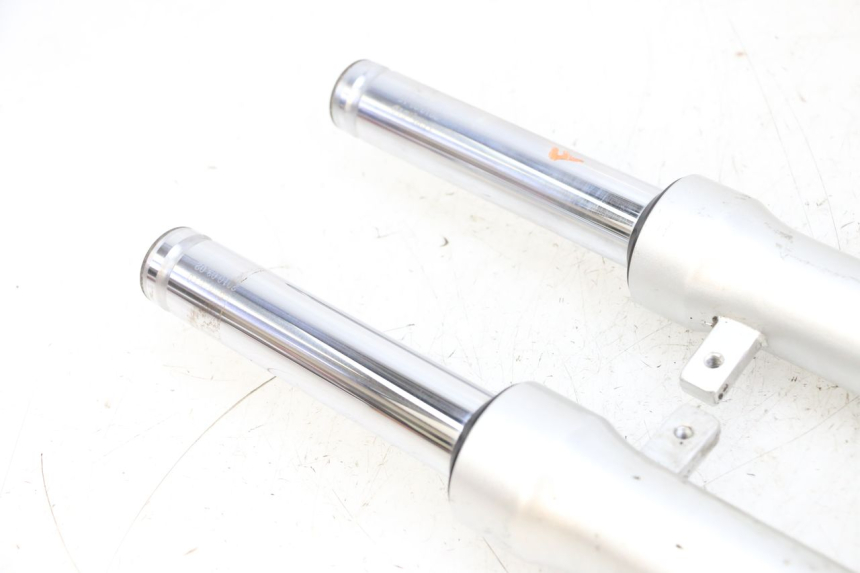 photo de STELO FORCELLA KYMCO LIKE 125 (2009 - 2016) - Marcature e riferimenti originali