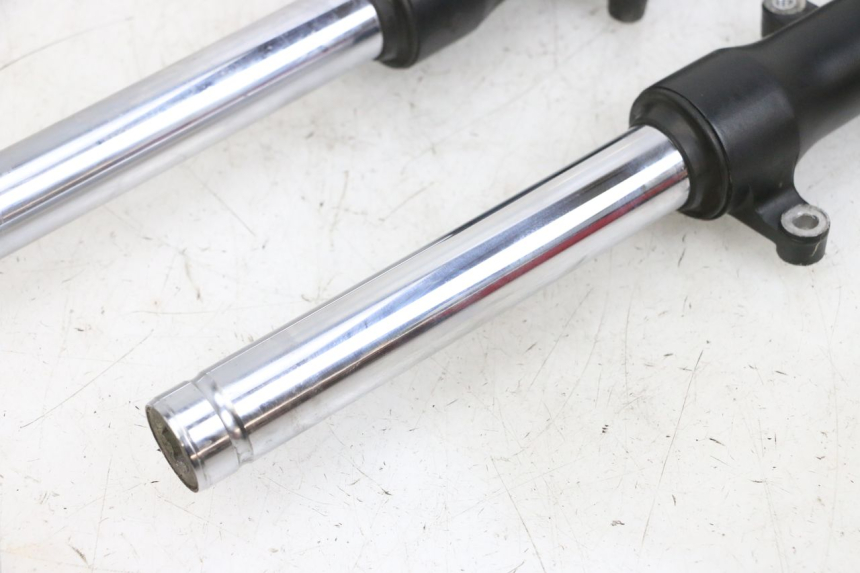 photo de STELO FORCELLA PIAGGIO NEW TYPHOON 50 (2018 - 2021) - Altra vista dell'articolo