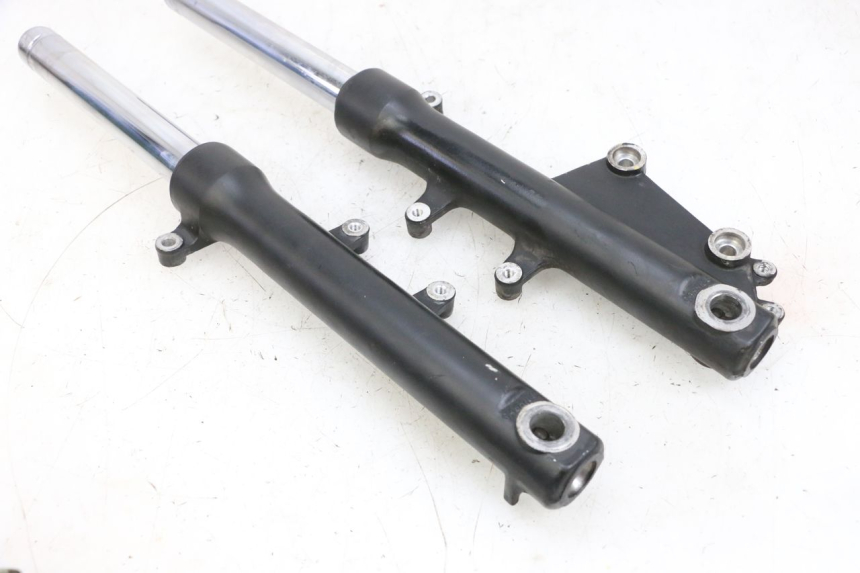 photo de STELO FORCELLA PIAGGIO NEW TYPHOON 50 (2018 - 2021) - Stato della superficie e materiale