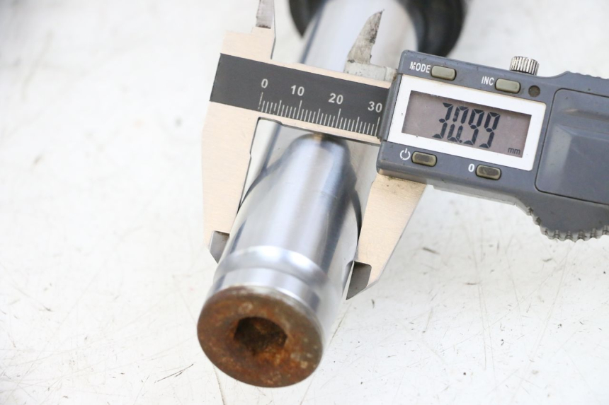 photo de STELO FORCELLA JM MOTORS OLDIES GT 4T 50 (2018 - 2025) - Zoom sullo stato d'uso