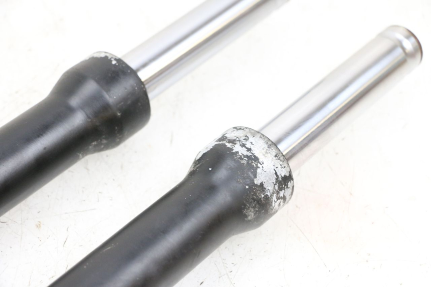 photo de STELO FORCELLA JM MOTORS OLDIES GT 4T 50 (2018 - 2025) - Stato della superficie e materiale