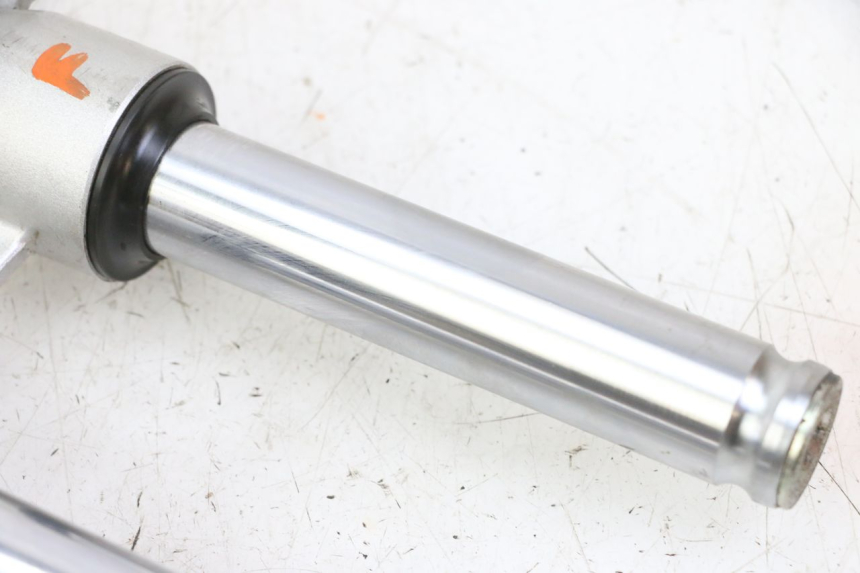 photo de STELO FORCELLA PEUGEOT KISBEE 4T 50 (2010 - 2017)