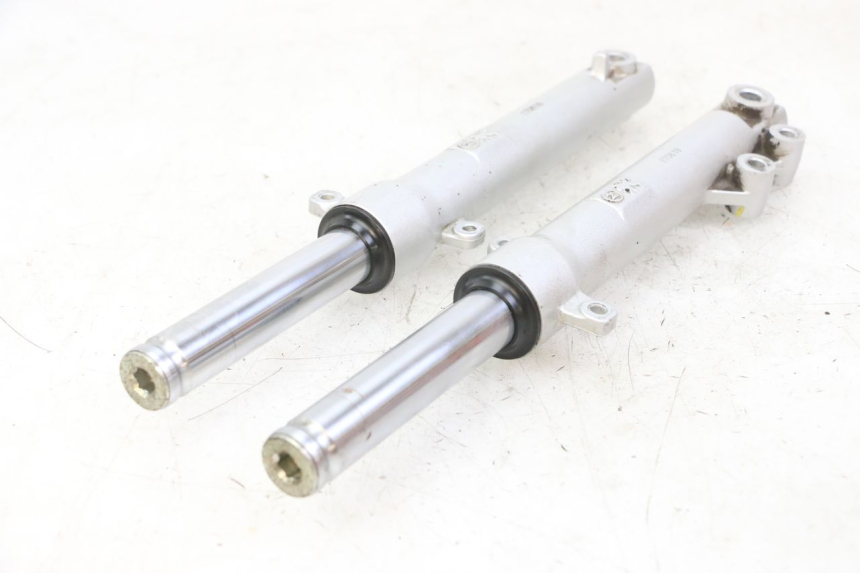 photo de STELO FORCELLA PEUGEOT KISBEE 4T 50 (2010 - 2017)