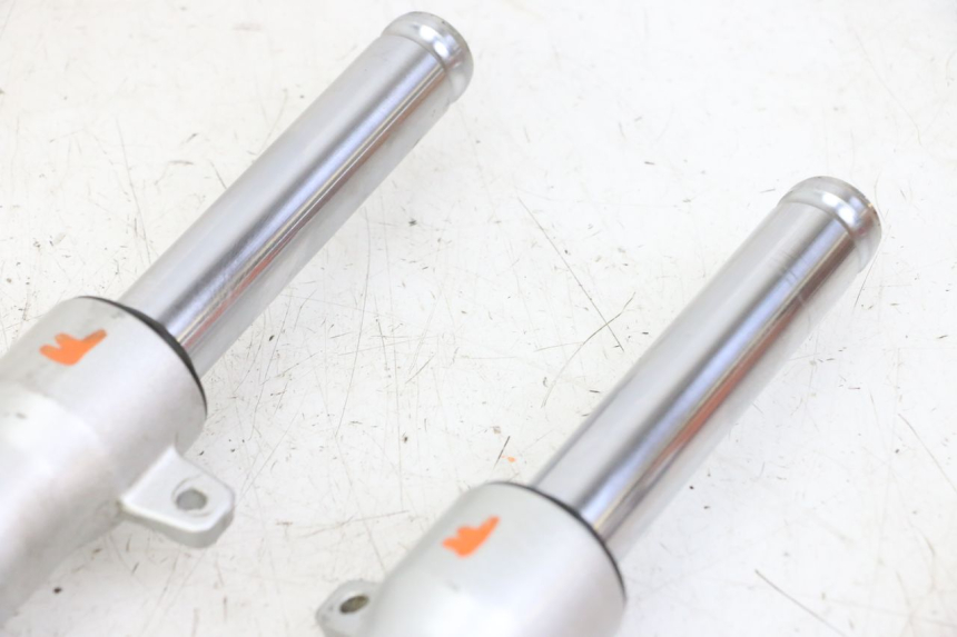 photo de STELO FORCELLA PEUGEOT KISBEE 4T 50 (2010 - 2017)