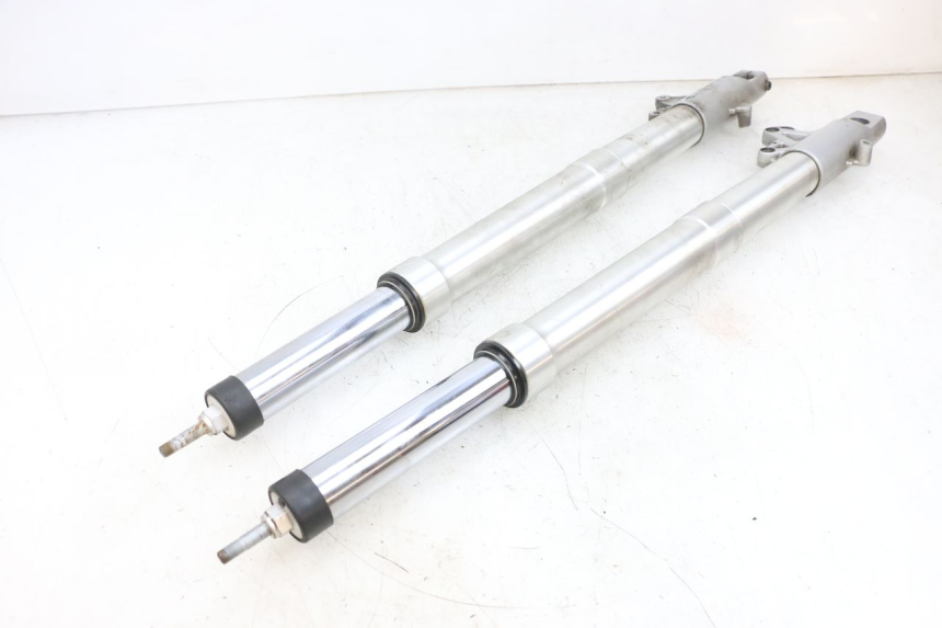 photo de STELO FORCELLA BMW R RT ABS 1200 (2010 - 2014) - Dettagli dei punti di fissaggio