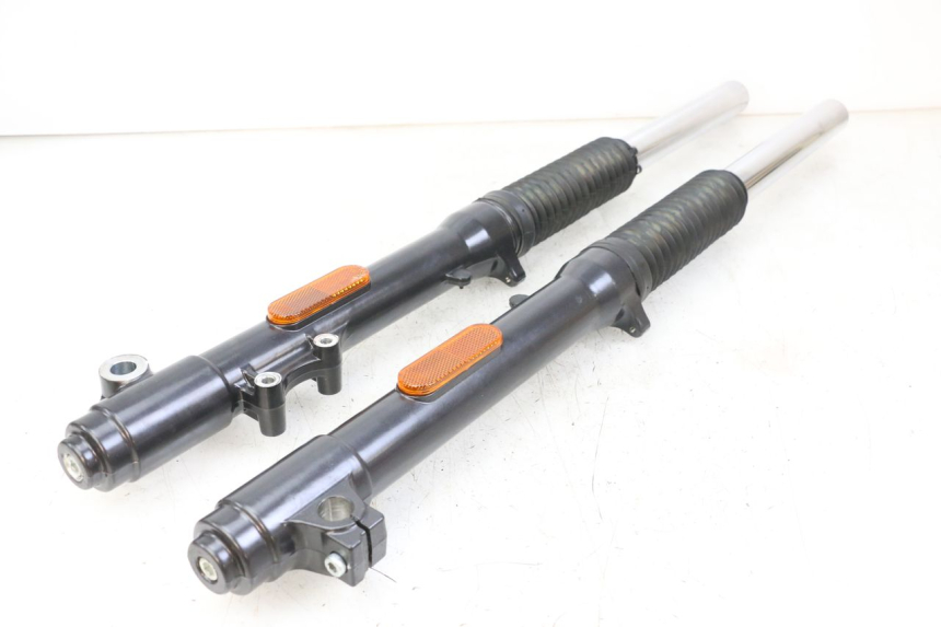 photo de STELO FORCELLA ROYAL ENFIELD SCRAM 411 (2022 - 2024)