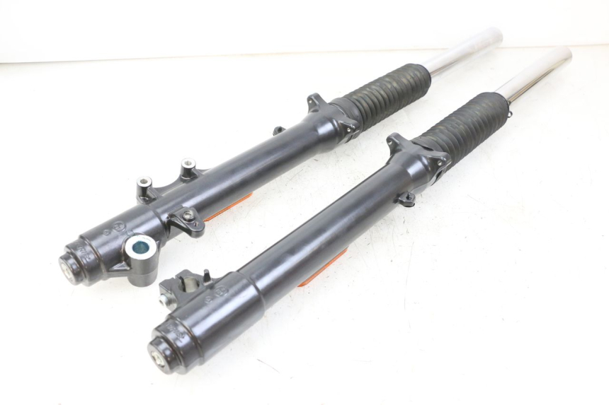 photo de STELO FORCELLA ROYAL ENFIELD SCRAM 411 (2022 - 2024)