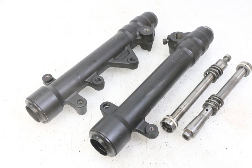 photo de STELO FORCELLA YAMAHA X-MAX XMAX 125 (2010 - 2014)