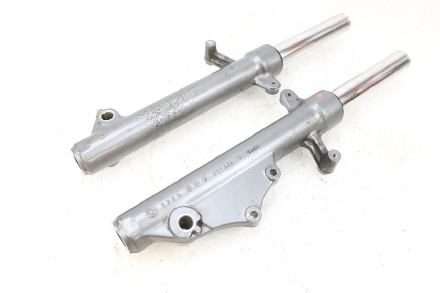 photo de FORCELLA GUIDATA YAMAHA XMAX X-MAX 125 (2006 - 2009) - Caratteristiche distintive