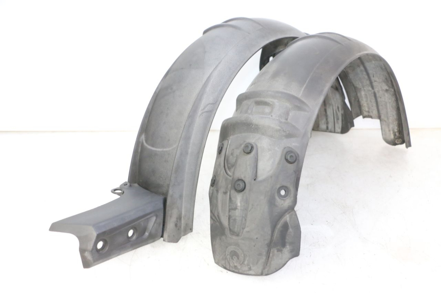 photo de PARAFANGO POSTERIORE QUADRO 4 4D 350 (2015 - 2018)