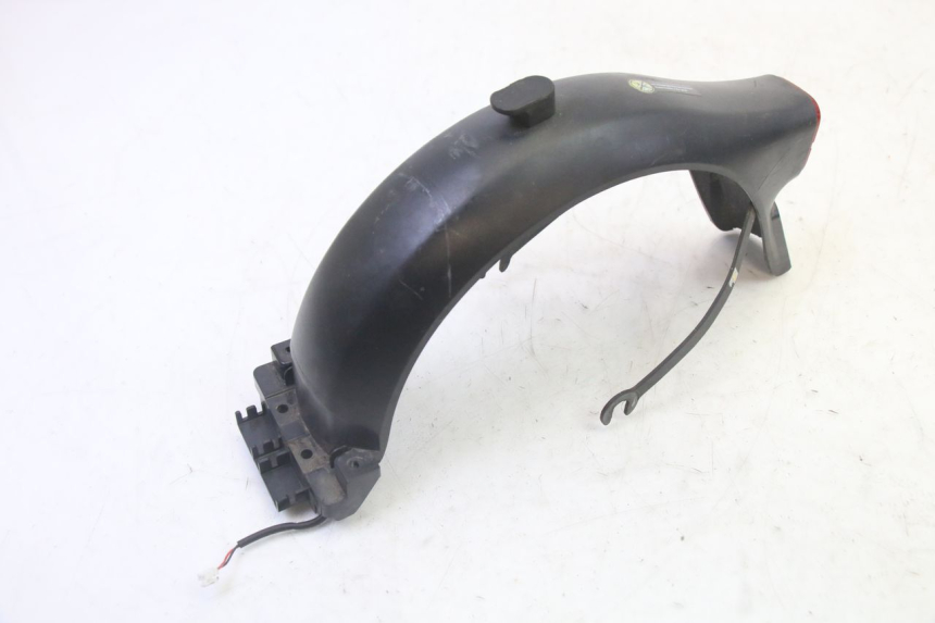 photo de PARAFANGO POSTERIORE SEGWAY NINEBOT F65I 1