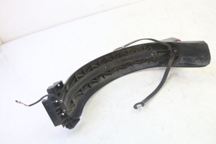 photo de PARAFANGO POSTERIORE SEGWAY NINEBOT F65I 1