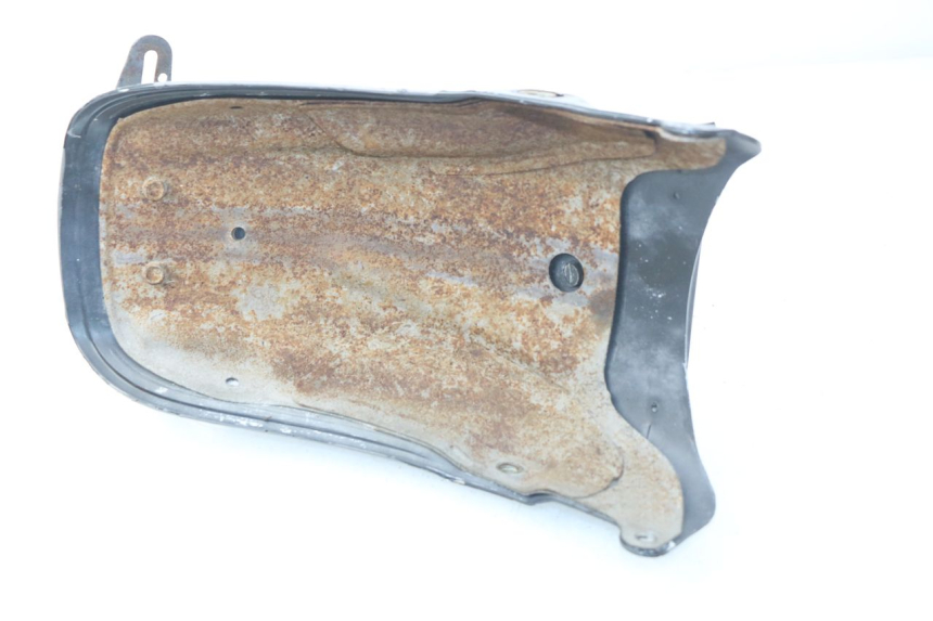 photo de PARAFANGO POSTERIORE YAMAHA SR 125 (1982 - 2003)