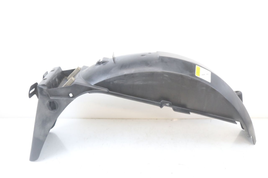 photo de PARAFANGO POSTERIORE SUZUKI GS F 500 (2004 - 2007)