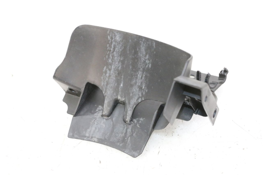 photo de PARAFANGO POSTERIORE YAMAHA XMAX X-MAX 125 (2021 - 2025)