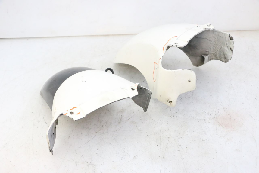photo de PARAFANGO ANTERIORE YAMAHA FJ 36Y 1100 (1984 - 1985)