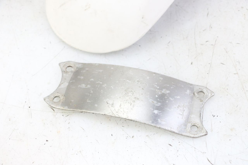 photo de PARAFANGO ANTERIORE YAMAHA FJ 36Y 1100 (1984 - 1985)